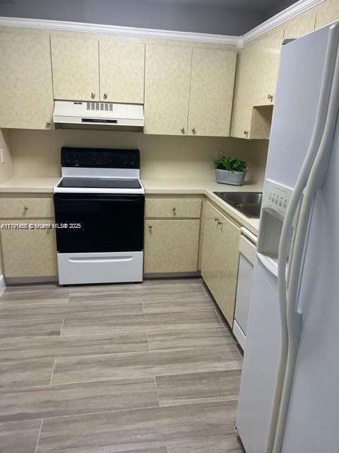 919 Hillcrest Dr in Hollywood, FL - Foto de edificio - Building Photo