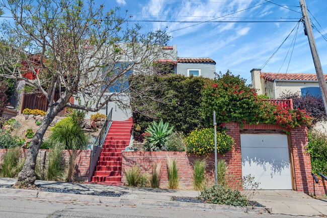 property at 3316 Birdsall Ave