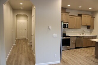 14916 Canyon Rd E in South Hill, WA - Building Photo - Building Photo