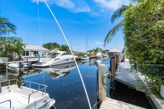 1360 NE 27th Terrace in Pompano Beach, FL - Building Photo - Building Photo