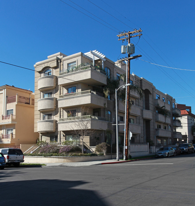 Residential Condominium in Los Angeles, CA - Foto de edificio