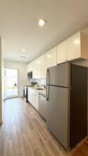 215 Bay Ridge Ave in Brooklyn, NY - Foto de edificio - Building Photo