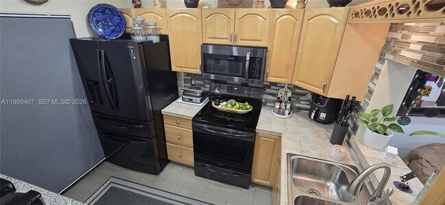 property at 1871 NW 94th Ave