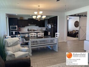 14109 Barbon Beck Ave in Bakersfield, CA - Building Photo - Building Photo