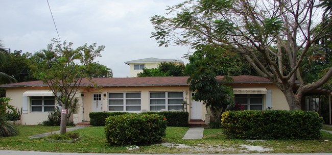 804 N Victoria Park Rd in Fort Lauderdale, FL - Building Photo - Building Photo