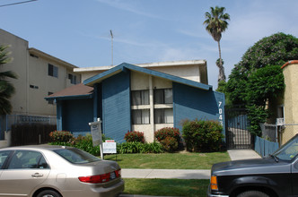 Alabama Apartments in Canoga Park, CA - Building Photo - Building Photo