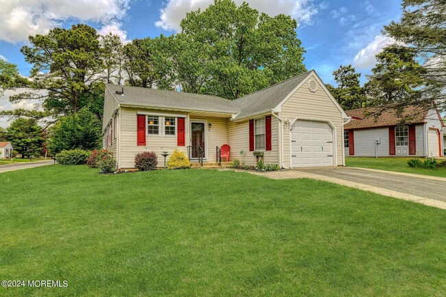 property at 35 Auburn St