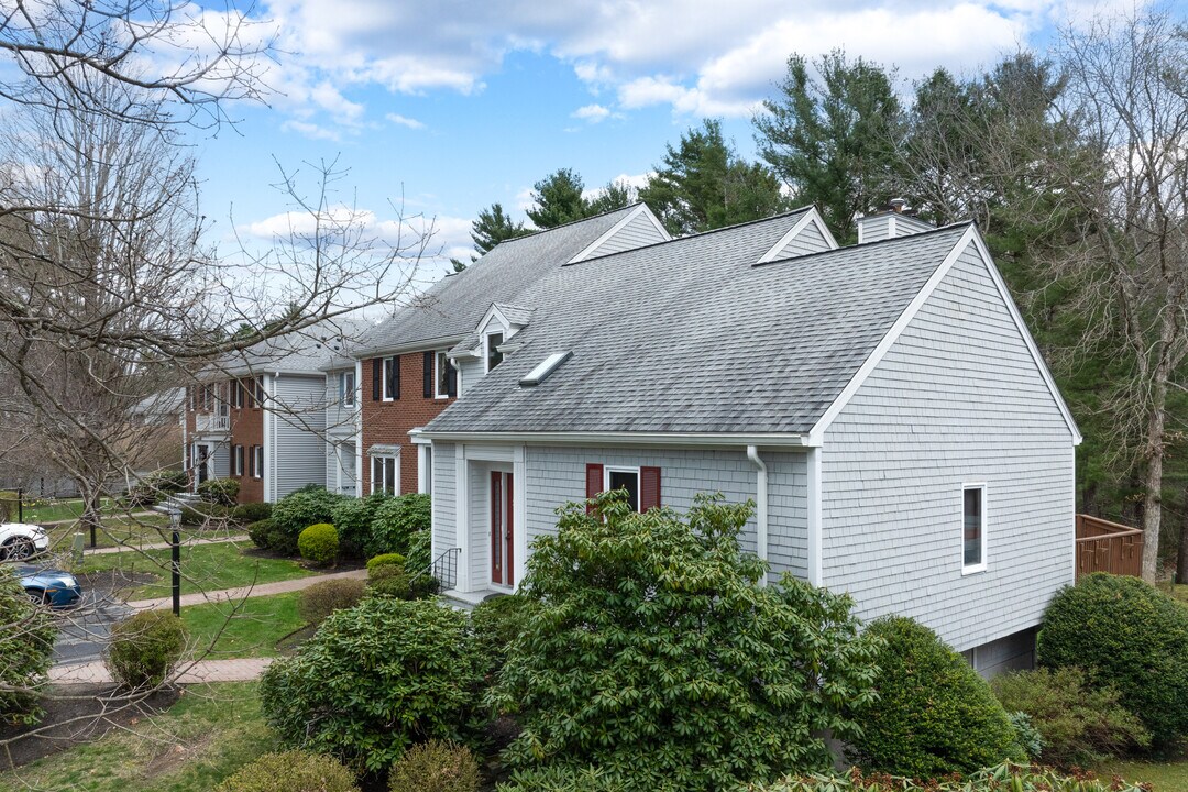 Southscape Condominium in Duxbury, MA - Building Photo