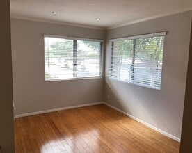 22352 Caminito Arroyo Seco in Laguna Hills, CA - Building Photo - Building Photo