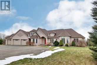 7 Deer Run Crescent in Acton, ON - Building Photo - Building Photo