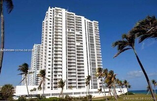 1370 S Ocean Blvd in Pompano Beach, FL - Building Photo