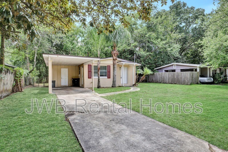 1165 Denaud St in Jacksonville, FL - Building Photo
