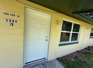 5904 Kingsview Ln in Riverview, FL - Building Photo - Building Photo