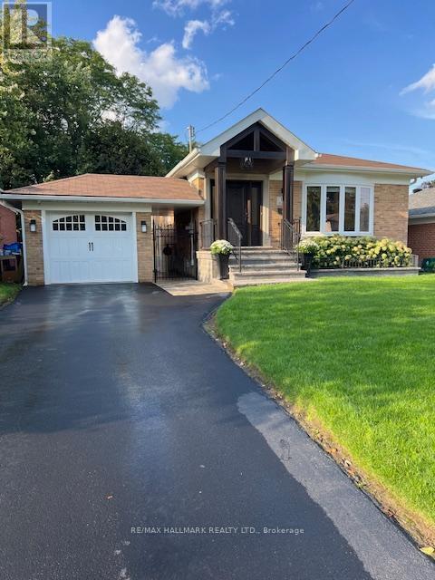 18 Burwood Rd in Toronto, ON - Building Photo