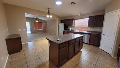 9109 W Kirby Ave in Tolleson, AZ - Building Photo - Building Photo