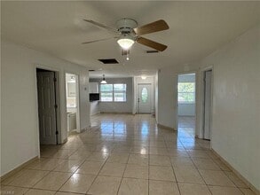 2328 Country Club Blvd in Cape Coral, FL - Building Photo - Building Photo