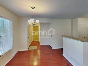 1961 Creekview Dr in Marysville, OH - Foto de edificio - Building Photo