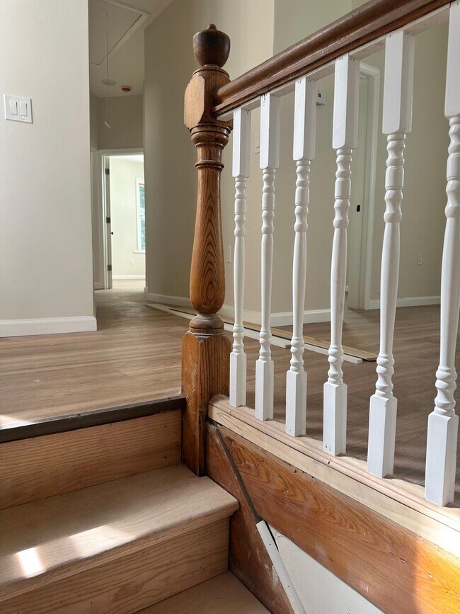 227 Virginia Ave in Jersey City, NJ - Building Photo - Building Photo