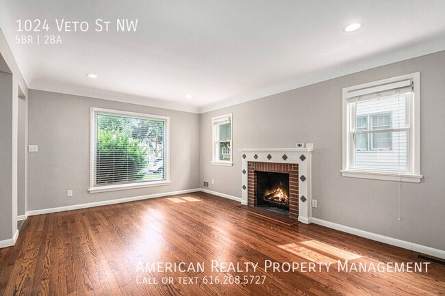 1024 Veto St NW in Grand Rapids, MI - Building Photo - Building Photo