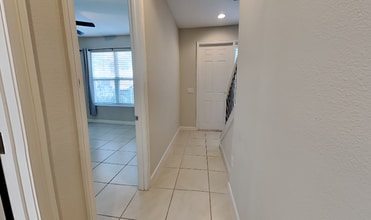 895 Brutus Terrace in Lake Mary, FL - Building Photo - Building Photo