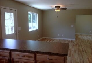 W1368 Honey Suckle Rd in Genoa City, WI - Building Photo - Building Photo