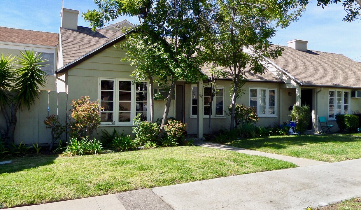 1114 E Glenoaks Blvd in Glendale, CA - Foto de edificio