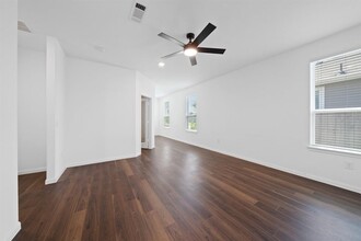 25849 Hedgerow Dr in Magnolia, TX - Building Photo - Building Photo