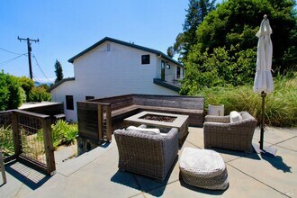 19 Bayview Terrace in Mill Valley, CA - Building Photo - Building Photo