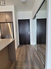 9000 Jane St in Vaughan, ON - Building Photo - Building Photo