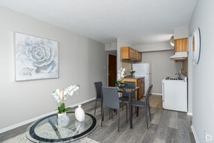 630 W Fisher Ave, Unit 1 in Philadelphia, PA - Building Photo