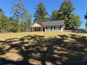 635 Ben Higgins Rd in Dahlonega, GA - Building Photo - Building Photo