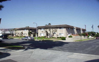 4108 Deeboyar Ave Apartments