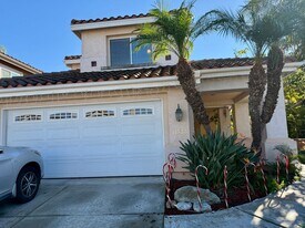 11373 Swan Canyon Rd in San Diego, CA - Building Photo