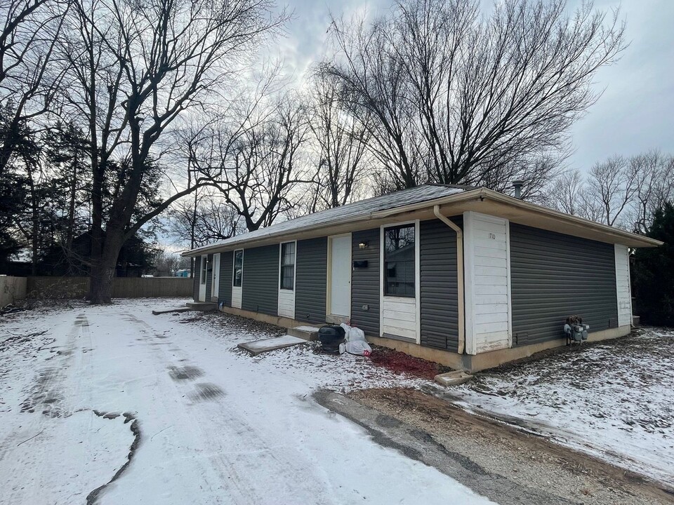 1710 E Commercial St in Springfield, MO - Building Photo