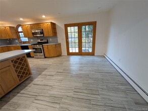 29 Astor Pl in Monsey, NY - Building Photo - Building Photo