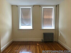 131 Washington St, Unit 1 in Boston, MA - Building Photo - Building Photo