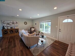 1878 Elinora Dr in Pleasant Hill, CA - Building Photo - Building Photo