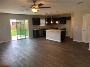 8101 Oden Ave in Jacksonville, FL - Building Photo - Building Photo