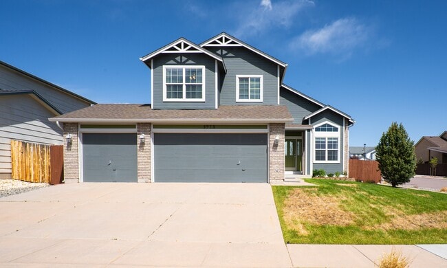 property at 5915 Pioneer Mesa Dr