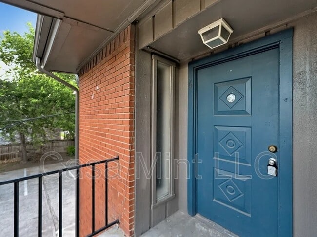 property at 803 Oakland St