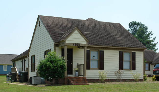 4800 Hoyle Dr in Raleigh, NC - Building Photo - Building Photo