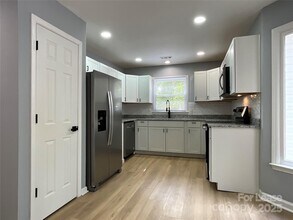 8733 Canter Post Dr in Charlotte, NC - Building Photo - Building Photo
