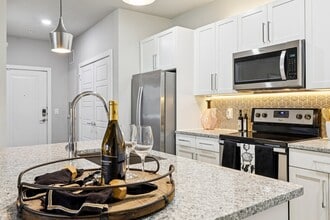 Cortland Reunion in Kissimmee, FL - Building Photo - Building Photo