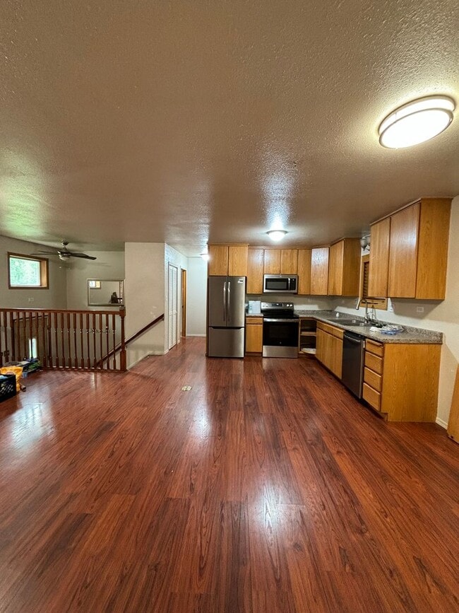 2667 Scotch Pine Dr in North Pole, AK - Building Photo - Building Photo
