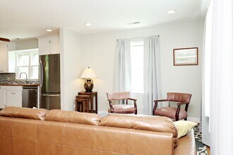 231 Stribling Ave in Charlottesville, VA - Building Photo - Building Photo