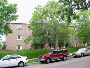 1862 Feronia Ave in St. Paul, MN - Building Photo - Building Photo