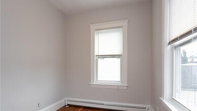 120 Columbia St, Unit 3 in Cambridge, MA - Building Photo - Building Photo