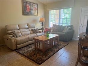 26660 Rosewood Pointe Dr-Unit -203 in Bonita Springs, FL - Foto de edificio - Building Photo