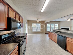 317 Azalea Loop in Canton, GA - Building Photo - Building Photo