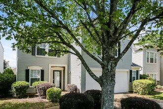 8817 Oak Dr in Charlotte, NC - Building Photo - Building Photo